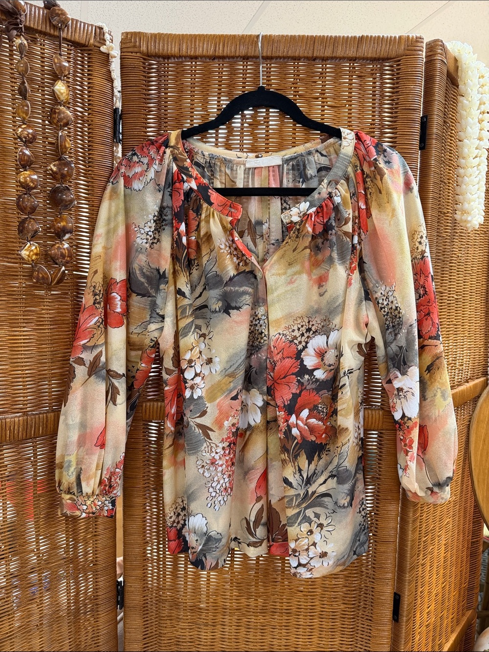 Vintage Floral Peasant Blouse in Multi-Color | Medium